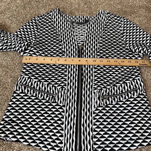Chicos Travelers blazer Black White Jacquard Textured Zip Jacket 3/4 Sleeve SZ 0 - Picture 6 of 9